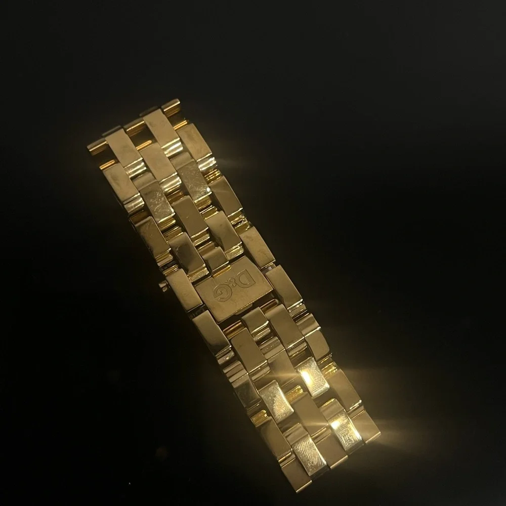 D&G Gold Bracelet Watch - Picture 2 of 4